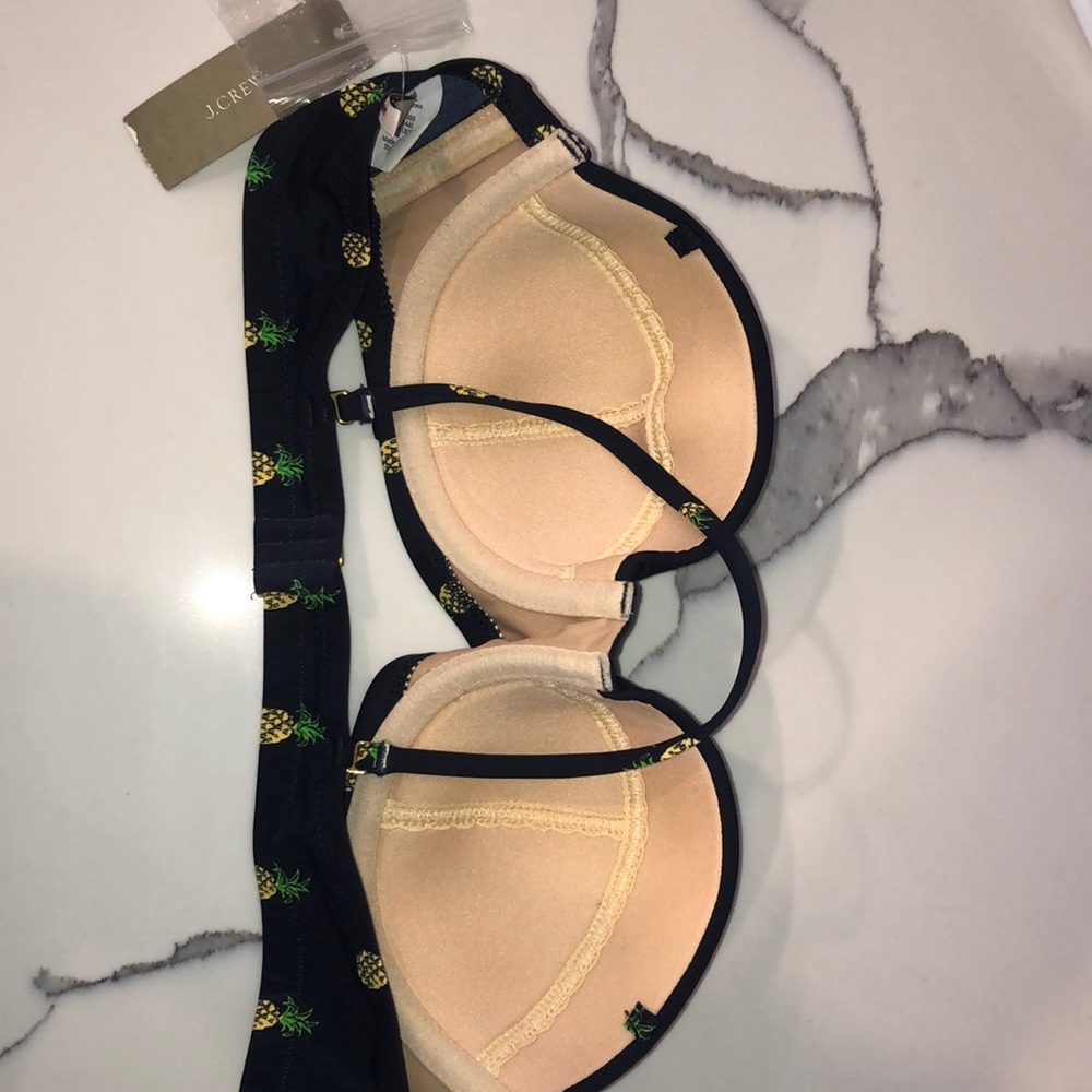 Bathing suit - Picture 2 of 3